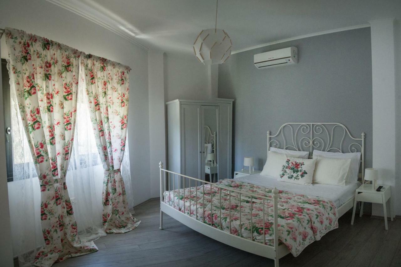 Villa Nicolas Платария Екстериор снимка